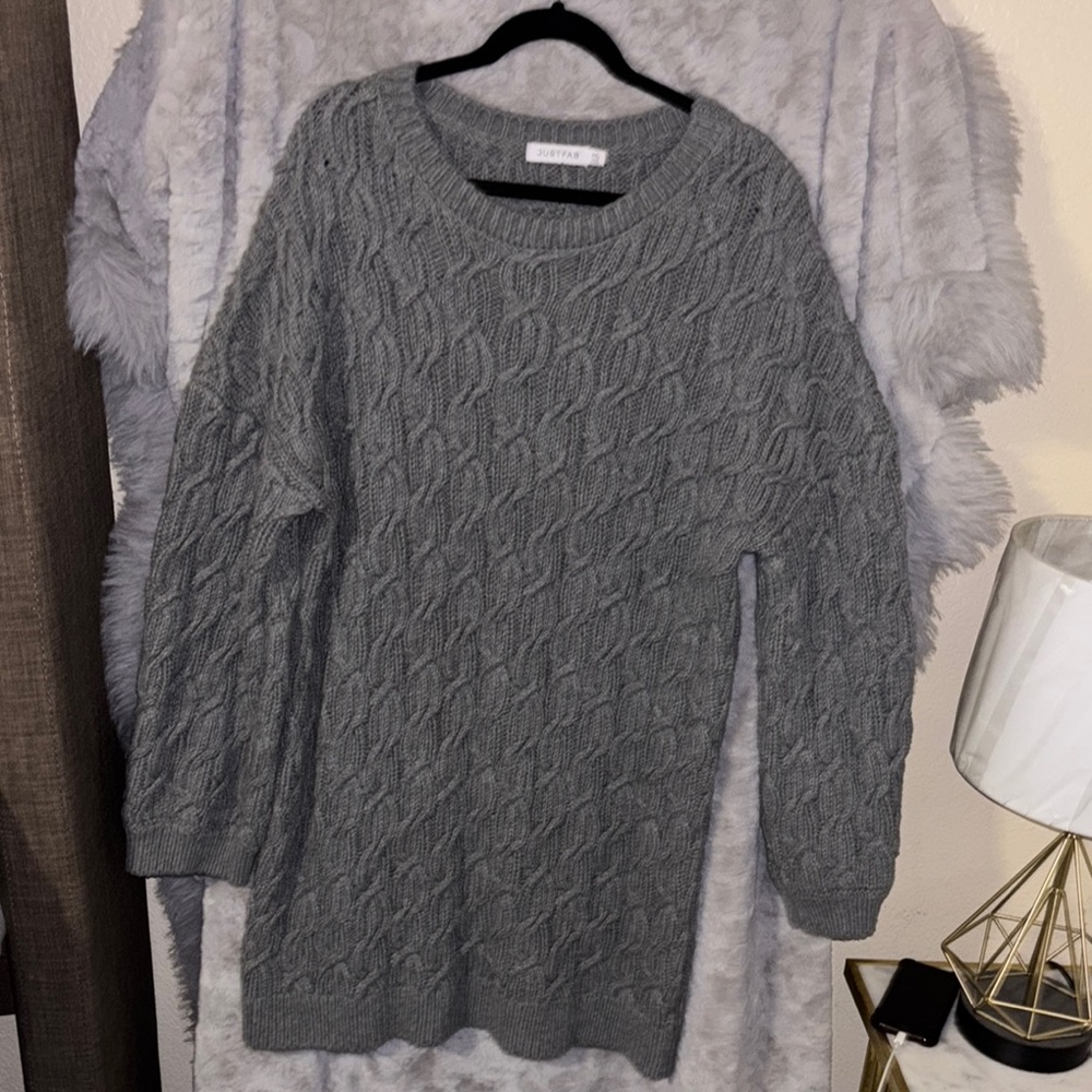JustFab Gray Crew Neck Cable Knit Sweater